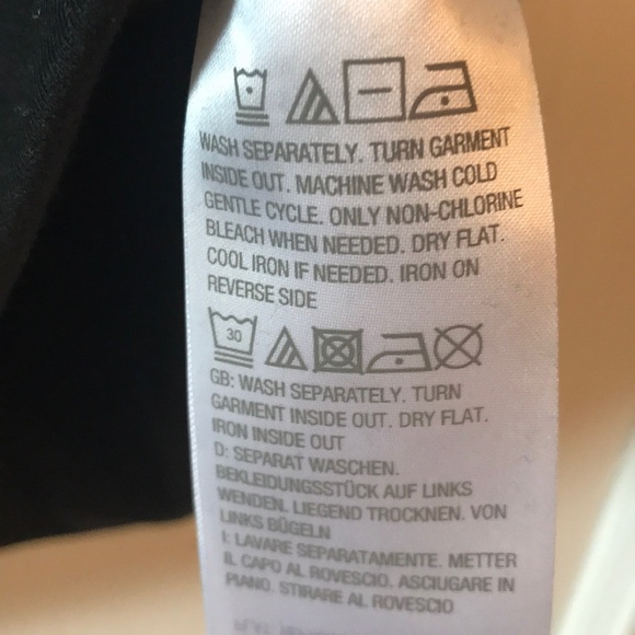 NWOT. QUACKER FACTORY TOP - clear stones/arm hole - Picture 5 of 5